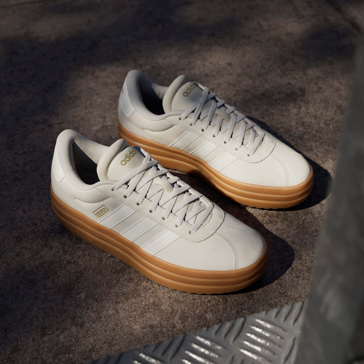 Adidas VL Court Bold - Womens Court Shoe | Aluminum - White - Gum | Sneakers Plus
