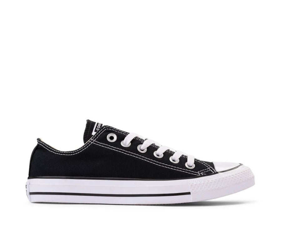 Converse Chuck Taylor All Star - Unisex Low Top Shoe