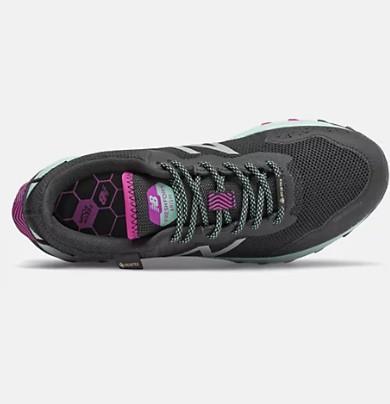 New Balance Women's Arishi Trail Shoes | Sneakers Plus