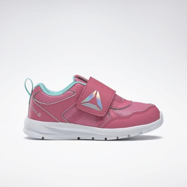 Toddler girl on sale reebok shoes